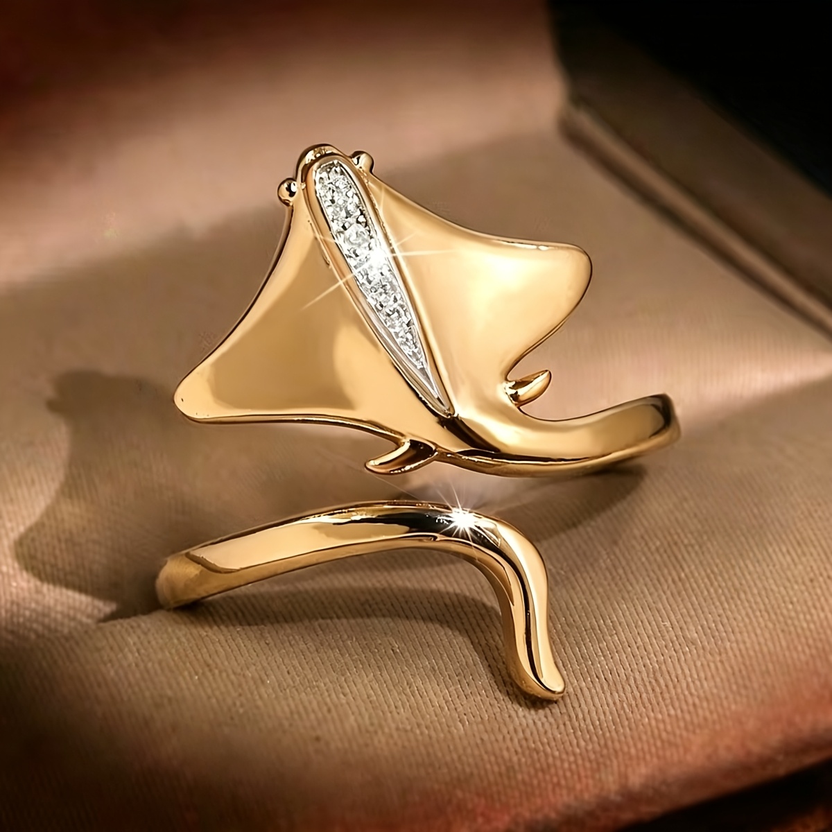 Unisex Adjustable Punk Devil Fish Copper Ring with Zirconia